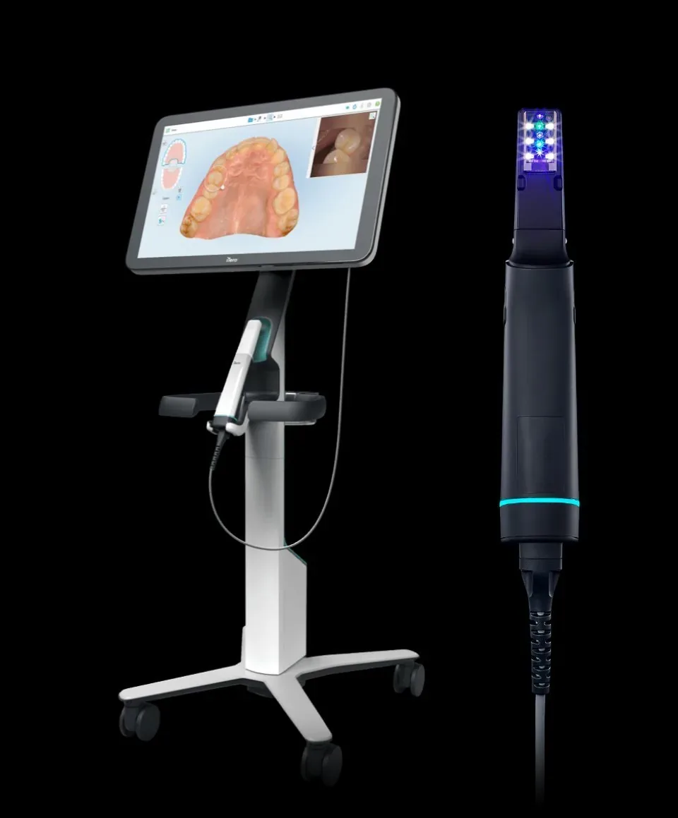 Escáner intraoral iTero Lumina